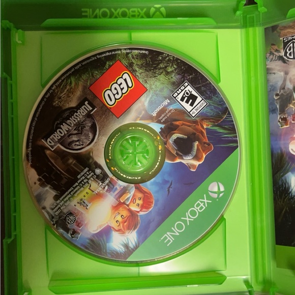 LEGO Jurassic World - Microsoft Xbox One - Picture 3 of 3